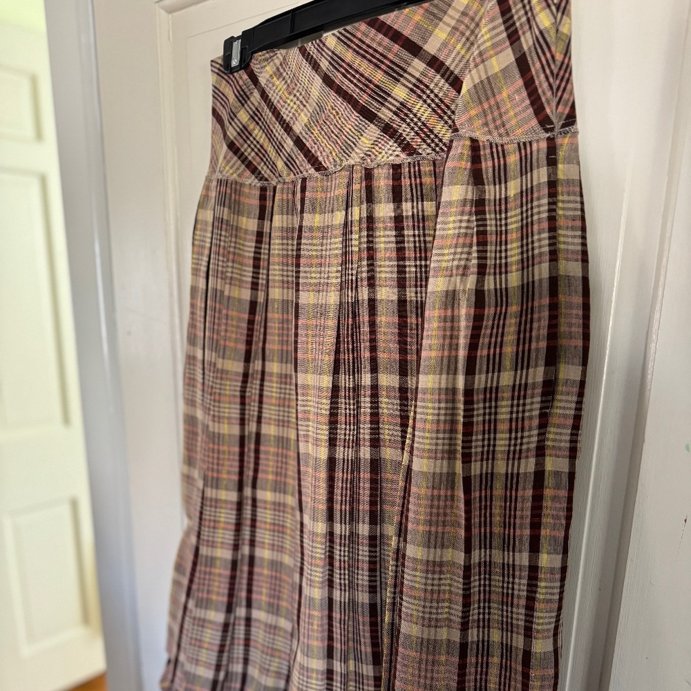 Liith linen skirt with pockets
